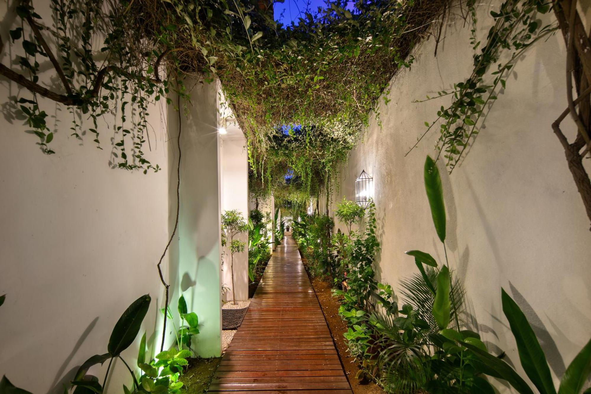 The Luxury Collection, Monaco Blu Villa Seminyak  Exterior photo